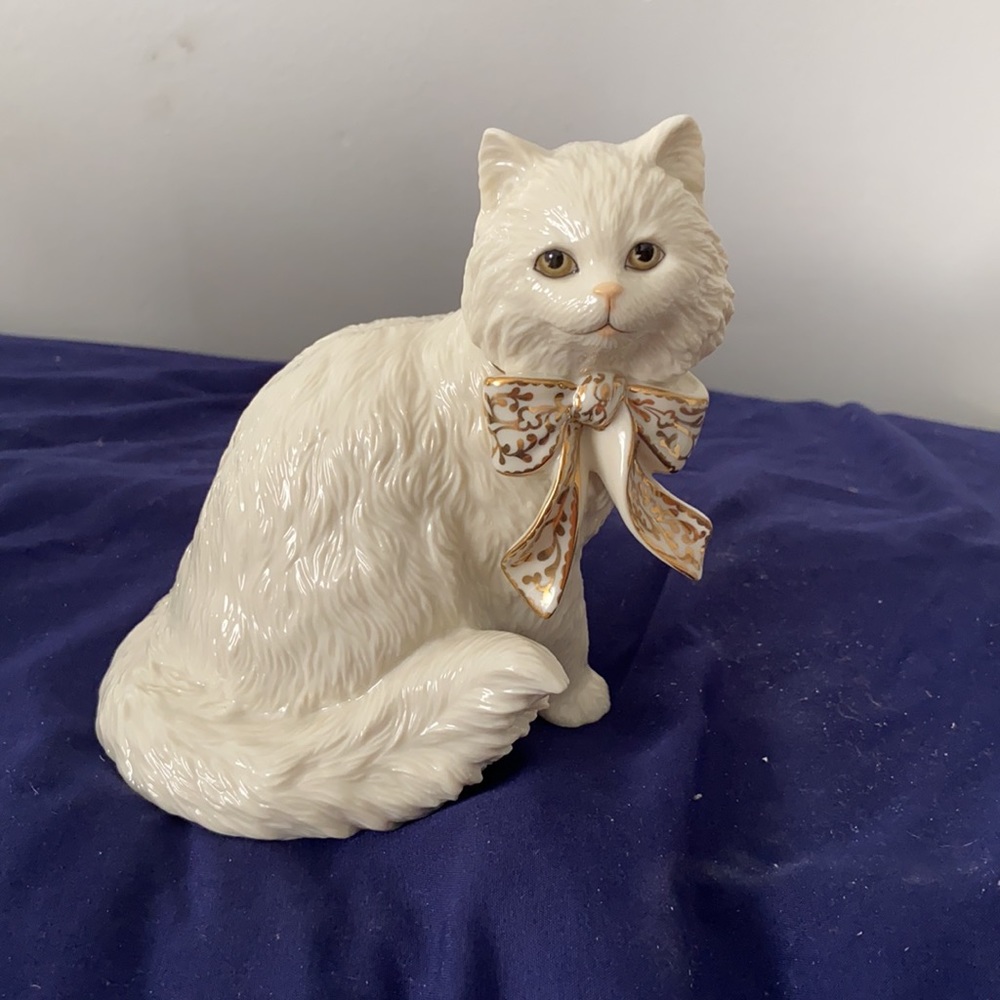 Cat decor - Picture 2 of 3